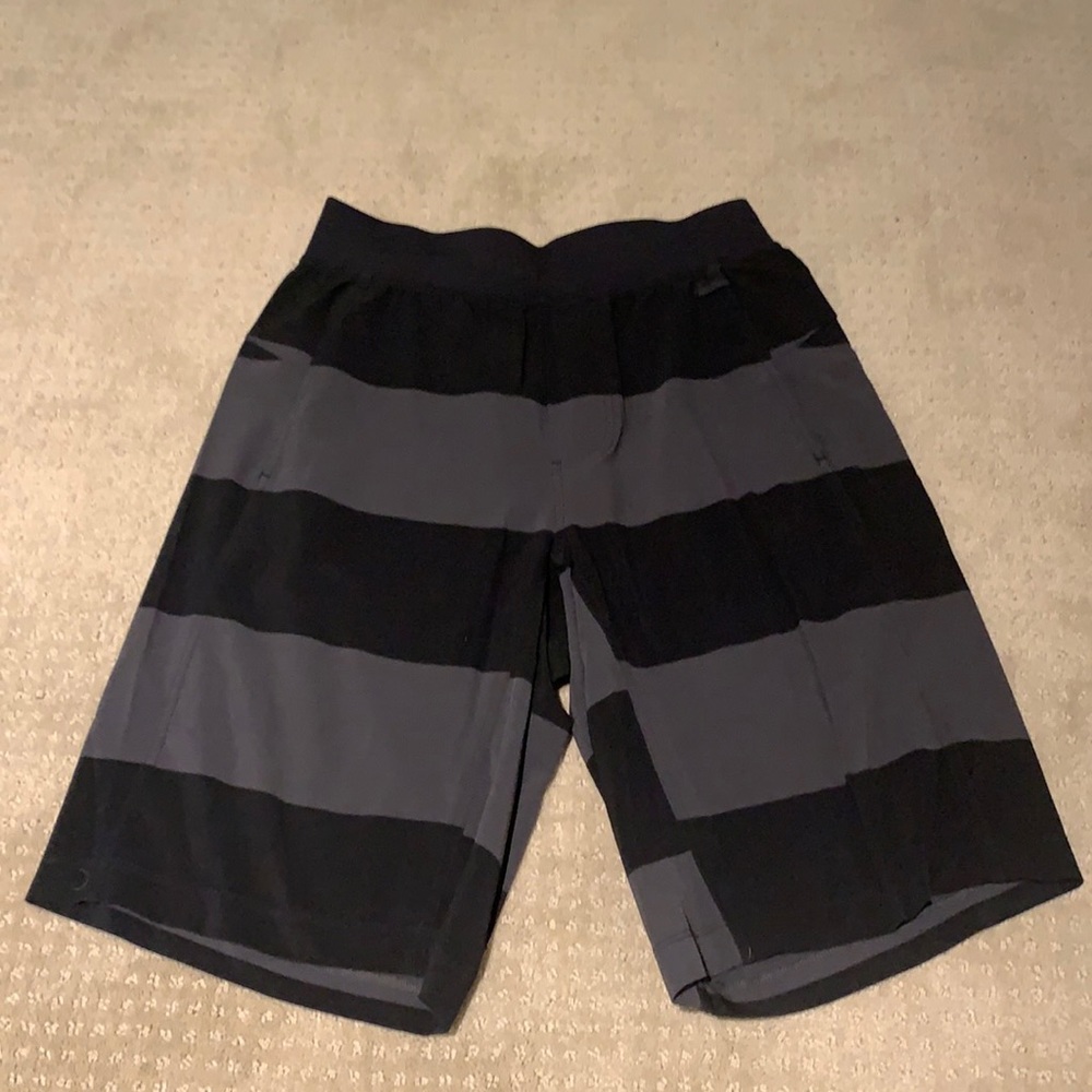 Lululemon Men’s Core Short S